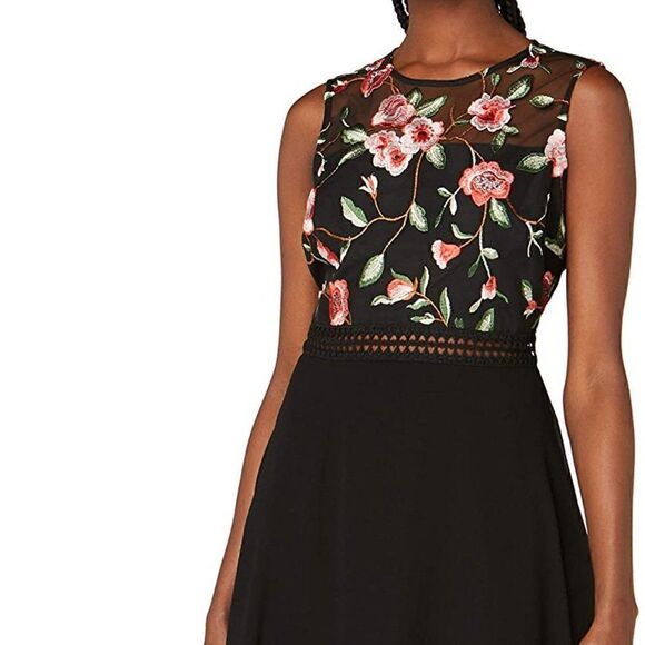 🌹 Embroidered Roses Romantic Classy Flowy Little Black Dress NWT - Picture 3 of 6